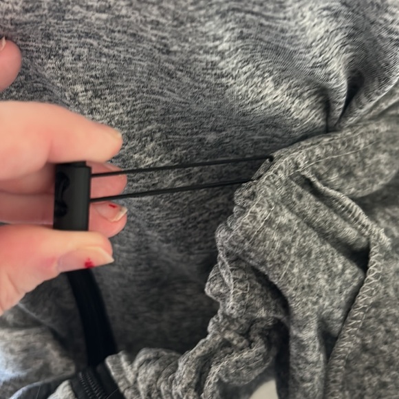 Grey Medium M Daisy Fuentes Activewear Leisure Hoodie Hood Jacket Heathers Zip - Picture 5 of 5